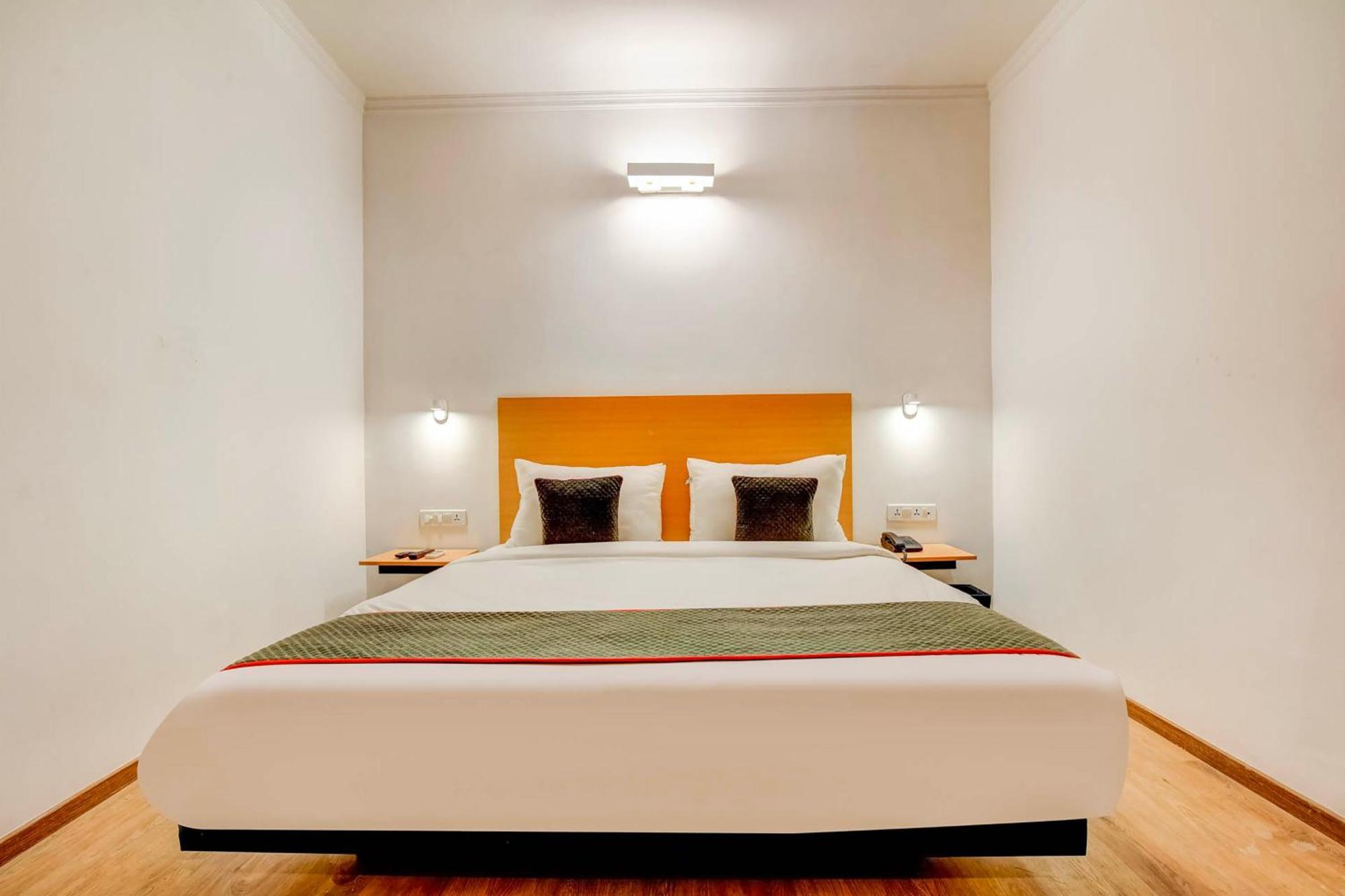 Hotel O Star Key Γκουργκάον Εξωτερικό φωτογραφία